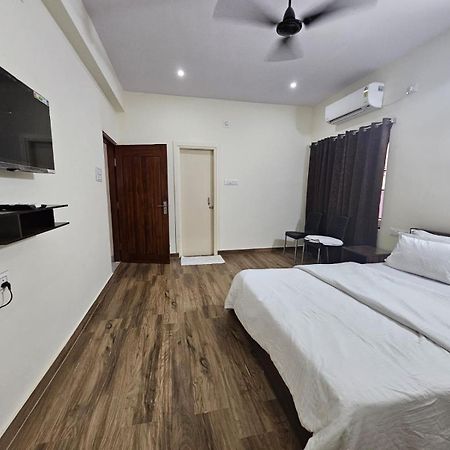 Bed and Breakfast The Nest Bhubaneswar Esterno foto