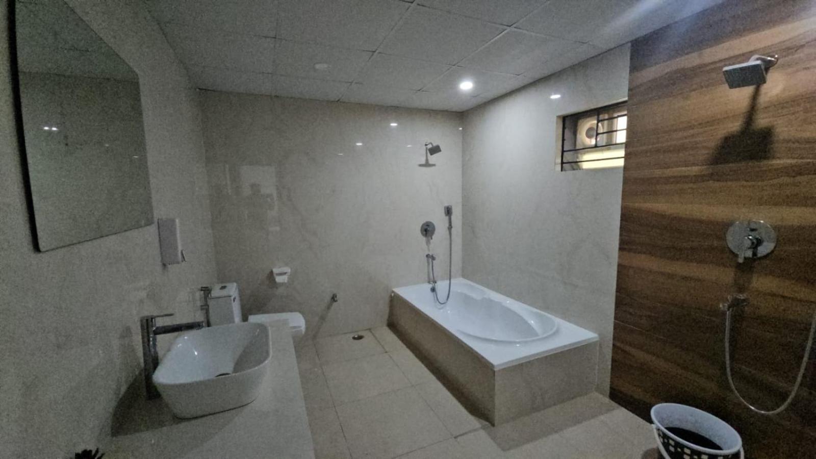 Bed and Breakfast The Nest Bhubaneswar Esterno foto