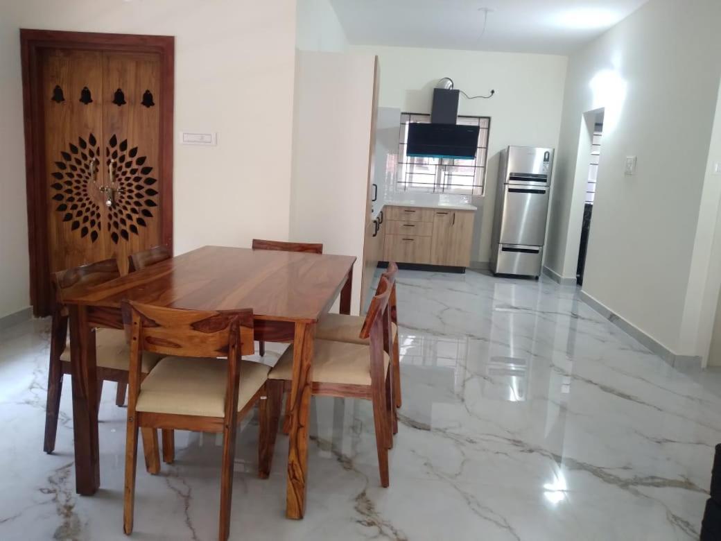 Bed and Breakfast The Nest Bhubaneswar Esterno foto
